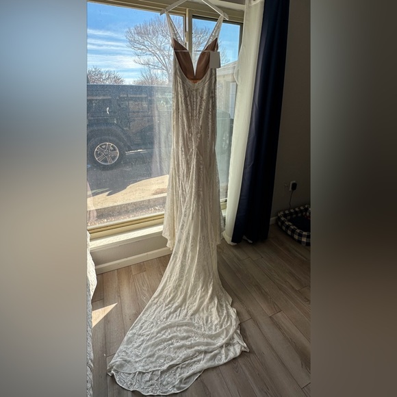 Lyria by Rue de Seine. New with tags! - Picture 2 of 4